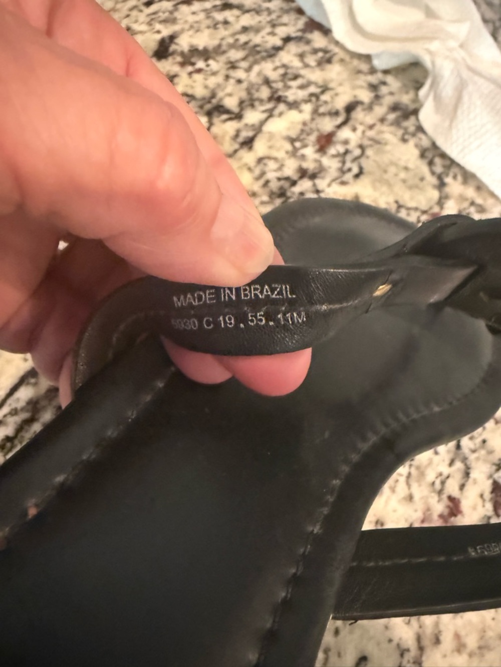 Tory Burch Black Leather Miller Logo Thong Sandals - Picture 4 of 4